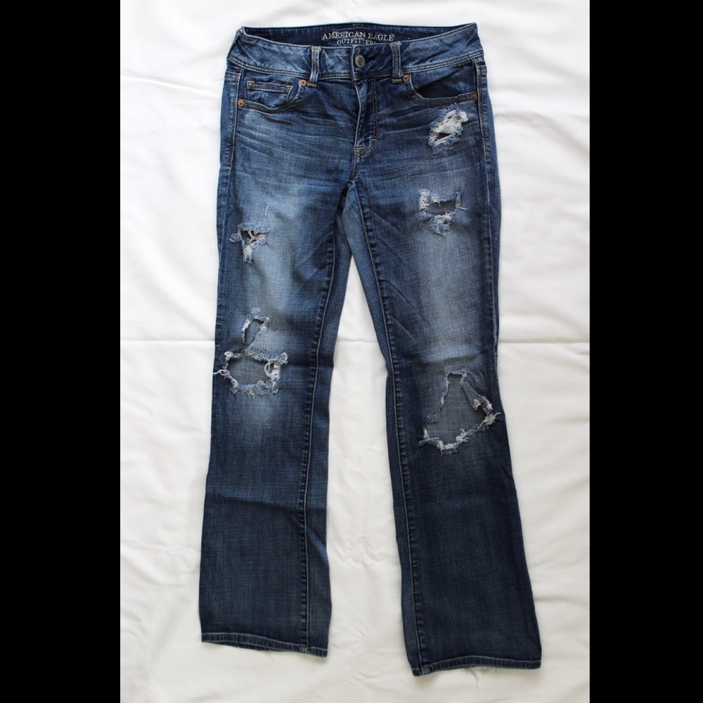 American eagle distressed jeans